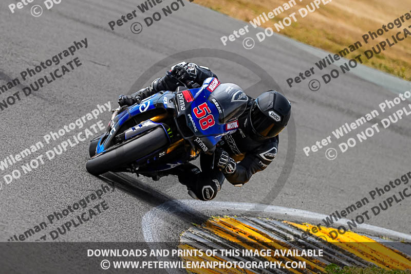 anglesey no limits trackday;anglesey photographs;anglesey trackday photographs;enduro digital images;event digital images;eventdigitalimages;no limits trackdays;peter wileman photography;racing digital images;trac mon;trackday digital images;trackday photos;ty croes